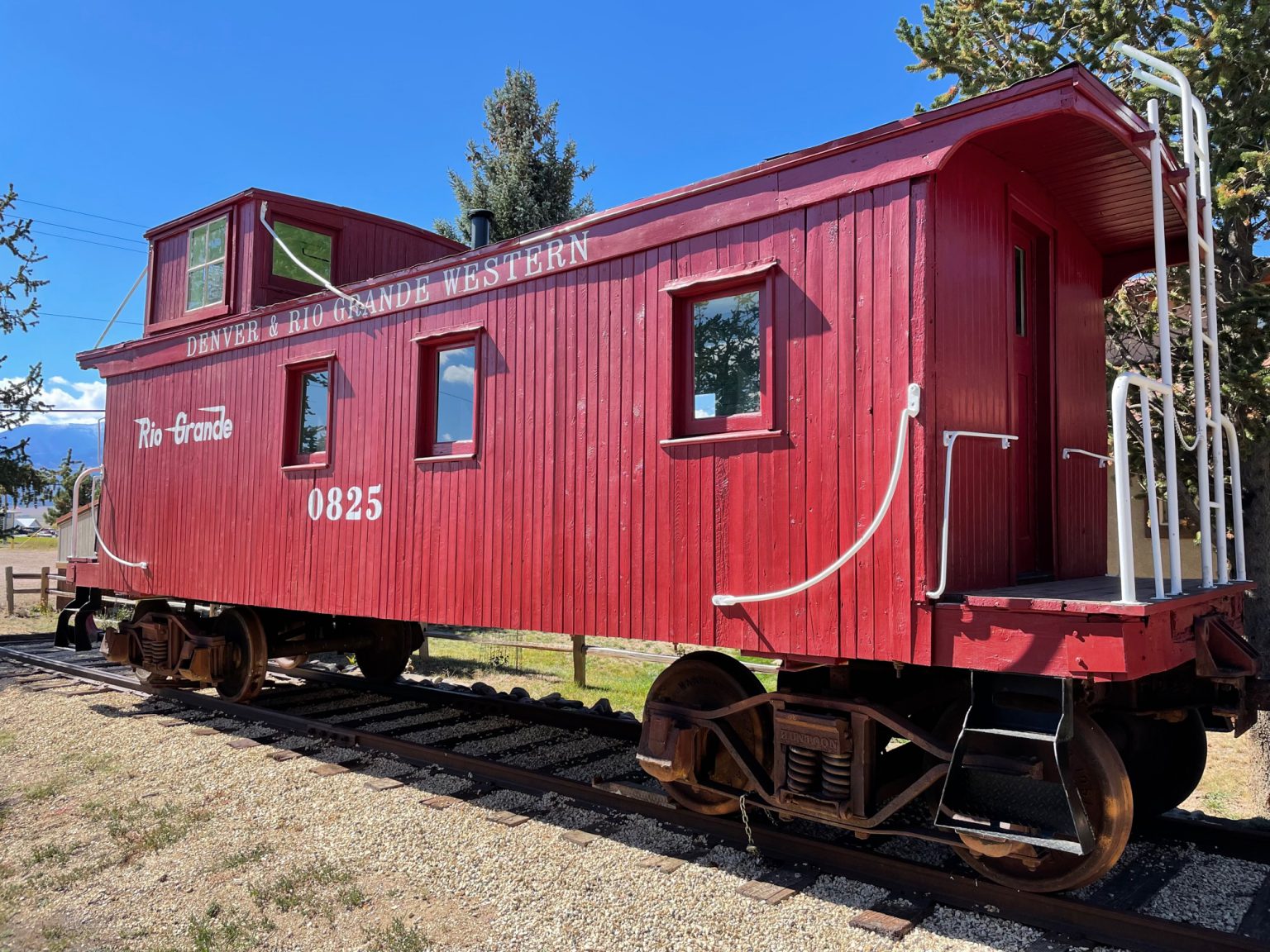 Restored Denver & Rio Grand caboose moves to Westcliffe train depot ...